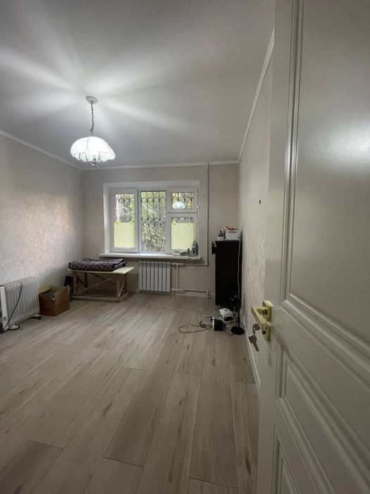 Продается 3 комнатная балкон 2*6 Чиланзар 6 парус