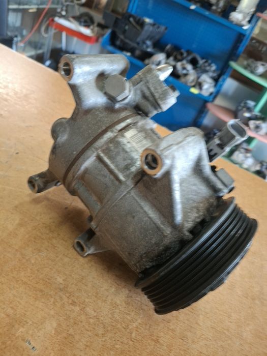 Compresor aer condiționat Toyota  Yaris Auris  Verso  Corolla  Axio 1.3 1.5