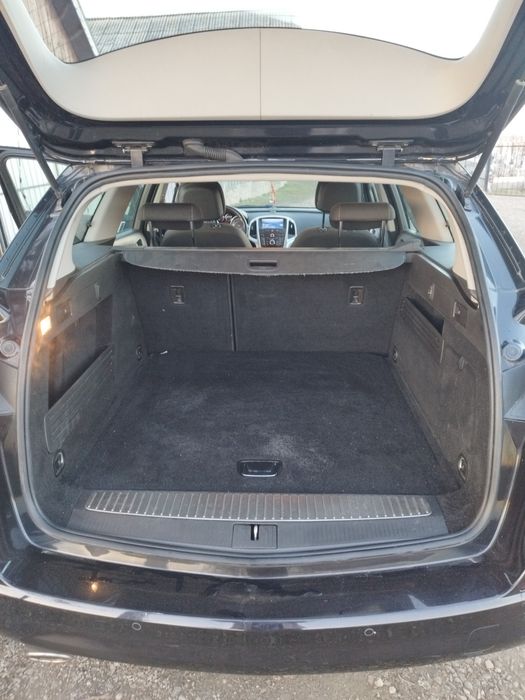 Opel Astra j sport tourer