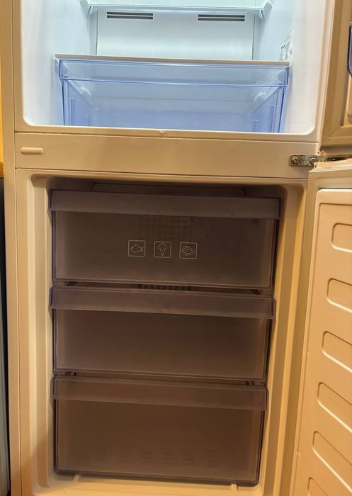 Холодильник beko
