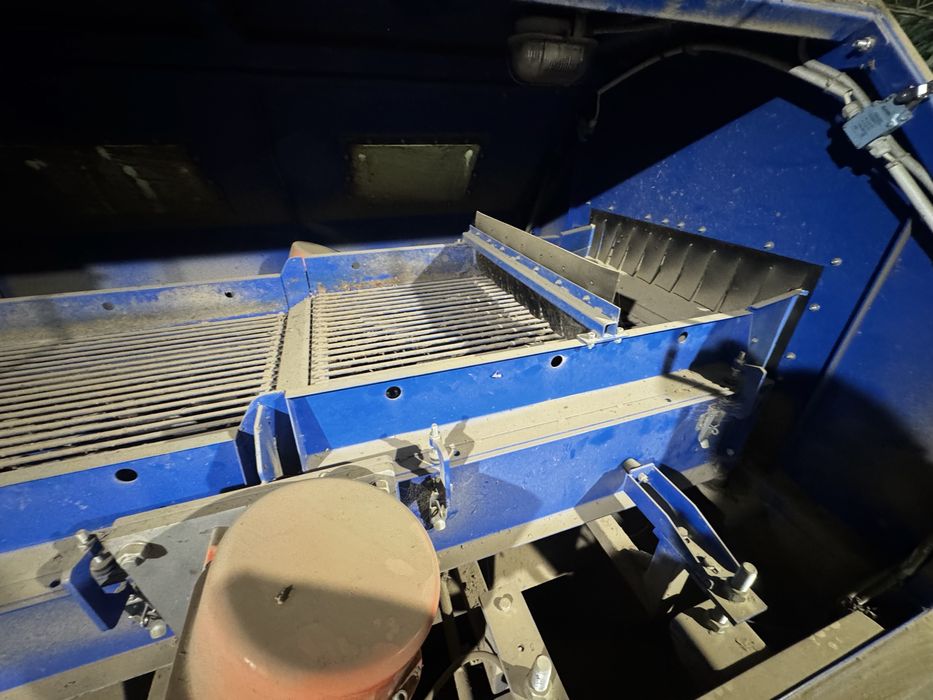 Masina de curatat ceapa