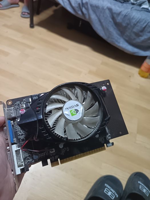 Видеокарта NVIDIA GeForce GT 530 1GB