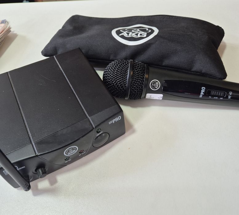 Microfon Akg wireless