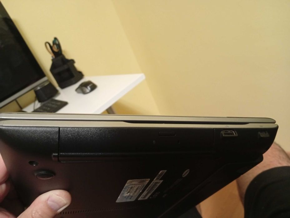 Laptop, notebook , лаптоп Самсунг 15,6" 8ГБ, WIN 10