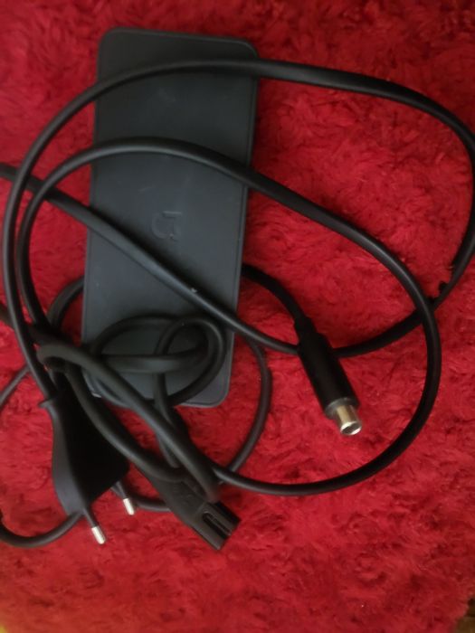 Зарядно за тротинетка