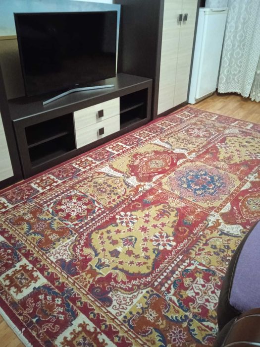 Apartament cu 2 camere de închiriat – Str Tineretului, Aya Supermarket