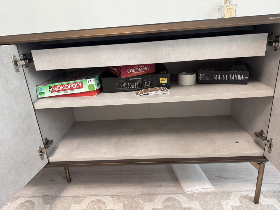 Тумба под телевизор