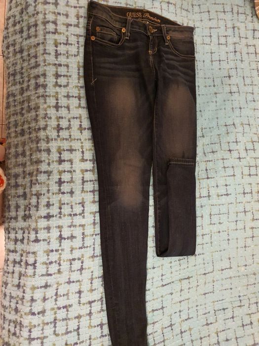 Продавам дънки GUESS