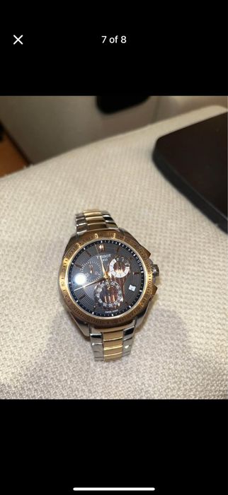 Часовник TISSOT