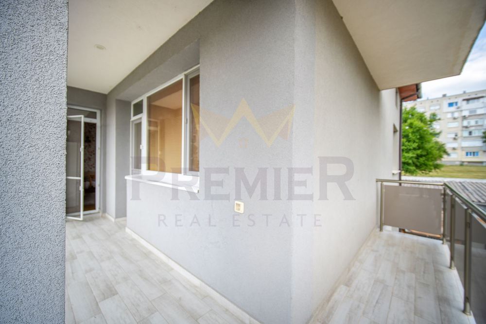 Продава се Къща в Добрич, Балик - 164 кв.м за 805 €/кв.м - Снимка #2