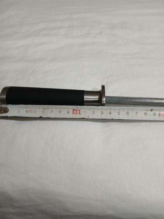 Продавам  масат!