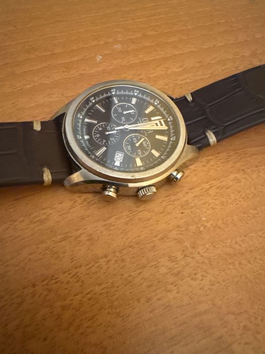 Продам швейцарские часы Ковер