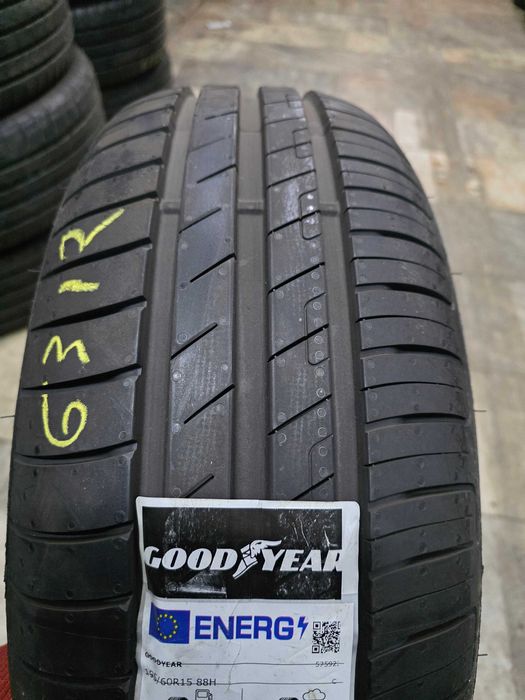 Нови летни гуми 195 60 15 - Goodyear