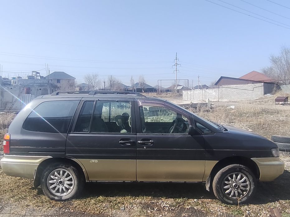 Ниссан прерия джой