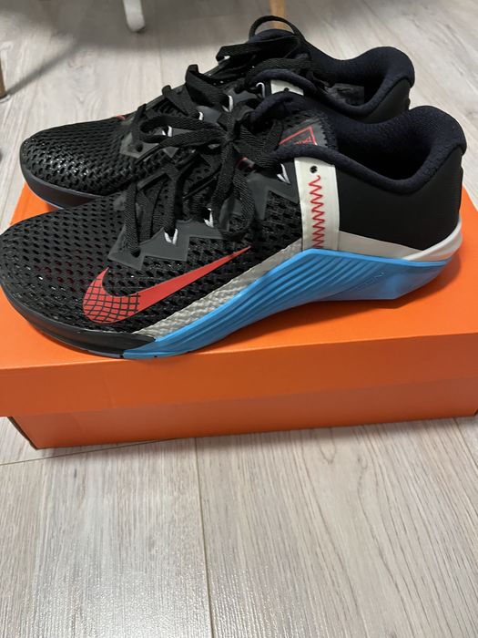 Nike Reax 8 TR MESK, mărimea 41.