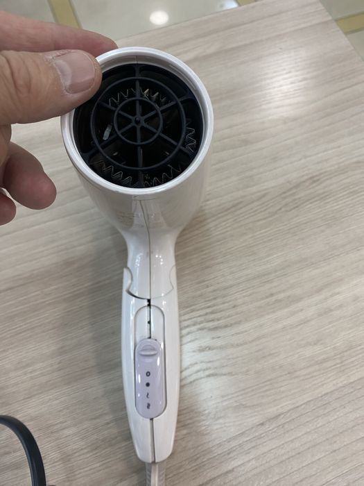 фен электрический Philips 1600 w