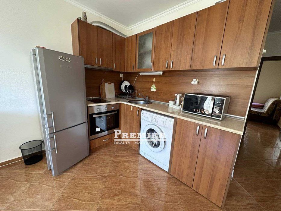 Продава се Двустаен апартамент в Свети Влас - 80 кв.м за 1325 €/кв.м - Снимка #4