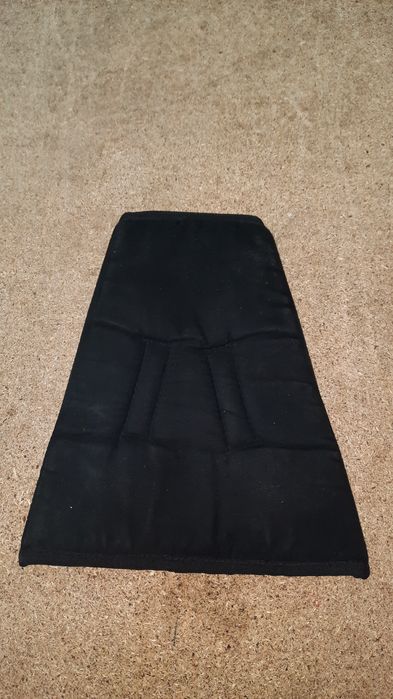 Детское удерживающее устройство для авто