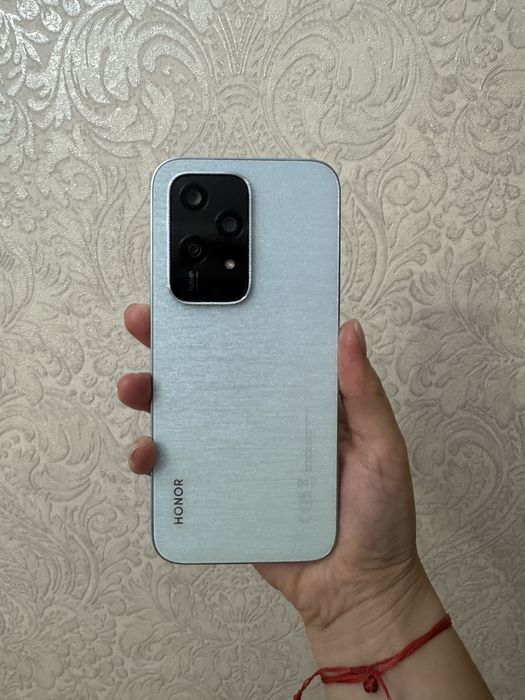 Продам HONOR 200 Lite