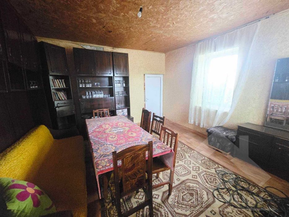 Къща с голям двор в с.Раковски, общ.Каварна