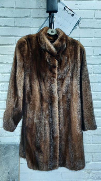 Продам норковую шубу