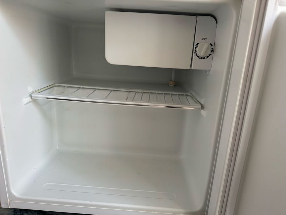 Продам мини холодильник