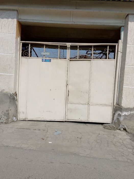 Fargʻonada darvoza sotiladi