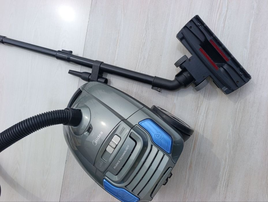 Sotiladi: Kuchli va ixcham changyutgich Midea MKZC400