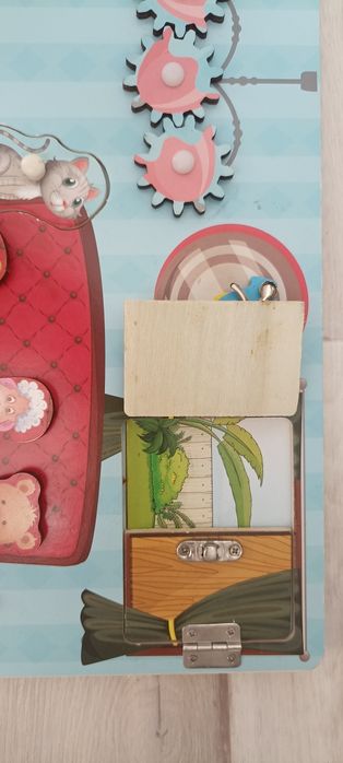 Бизиборд деревянный