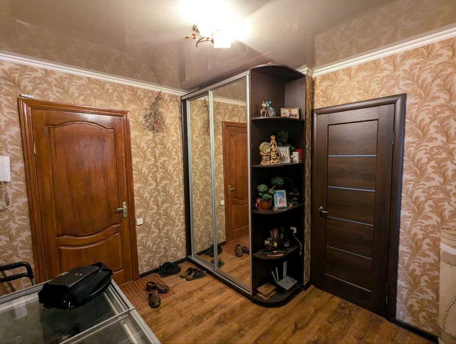 Продаётся 3-х комнатная квартира