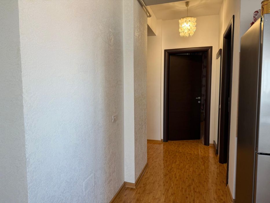 Inchiriez apartament 3 camere Tomis Plus