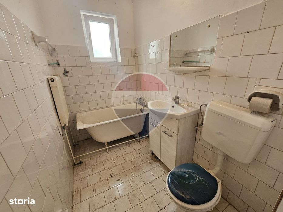 Apartament cu 3 camere