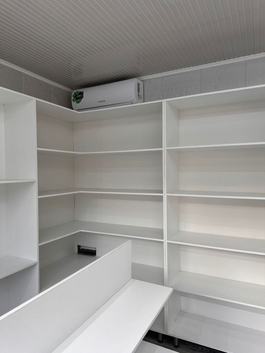 Мебель для магазин