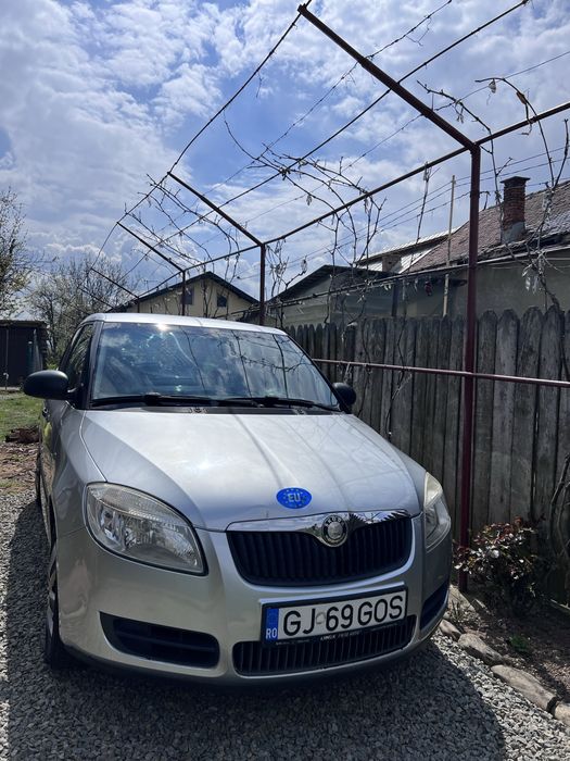 SKODA Fabia 2009 — imagine 4