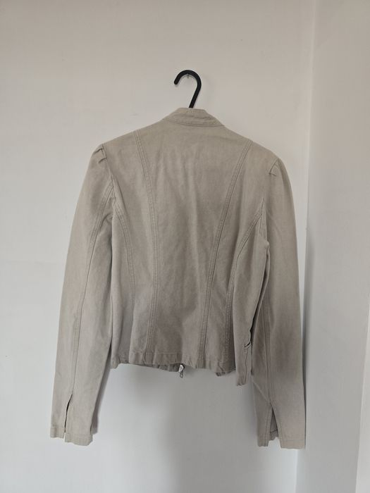 Дамско стилно яке на Bershka