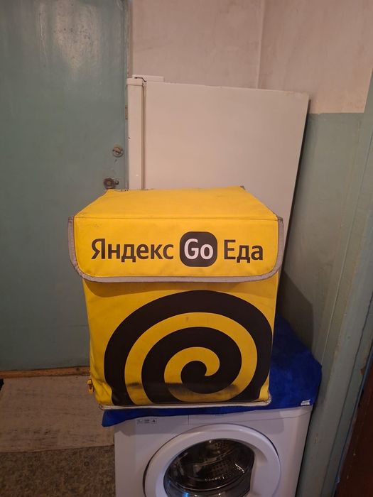 Яндекс сумка жёлтая