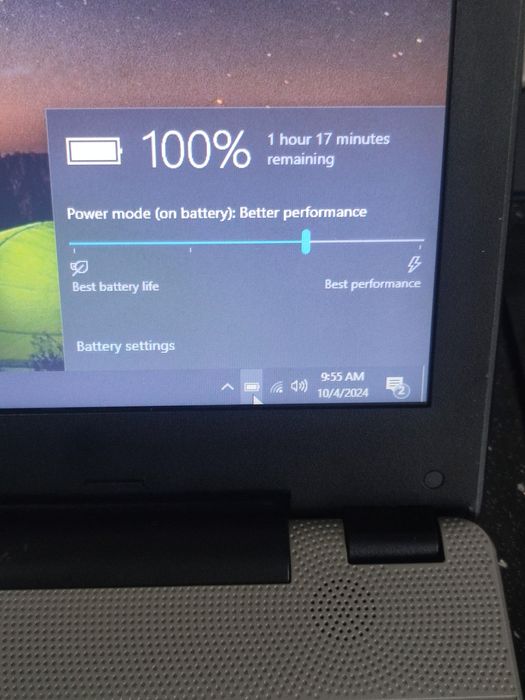 Laptop Medion E6422 - i5-6200u/ 12Gb ddr4/ 128gb + 500gb/ Baterie OK