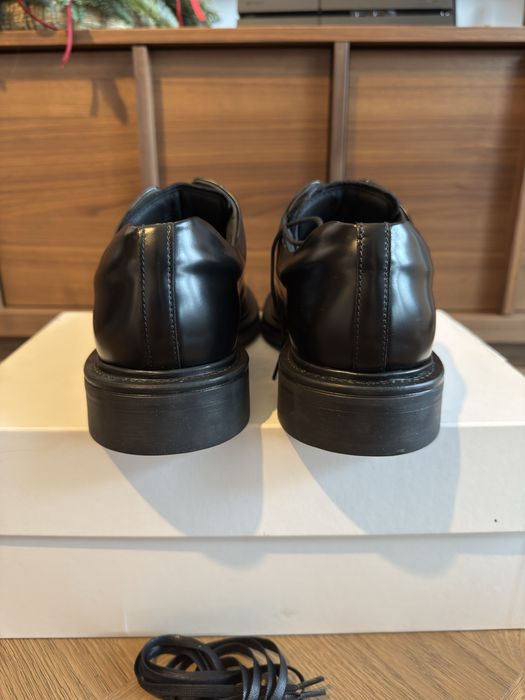 COS Pantofi Derby din piele cu vârf pătrat