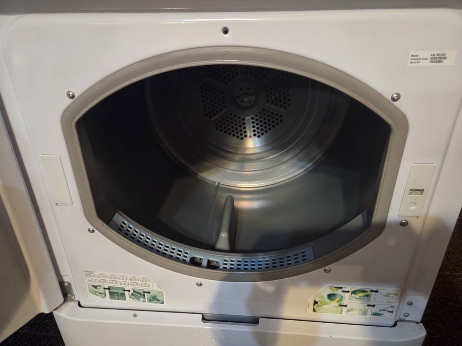 Сушилня Ariston 7кг