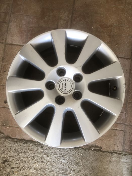 Vând 4 jante aluminiu