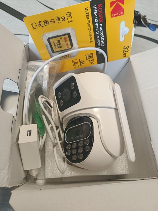 ICSEE wi-fi Камера с 2 обектива