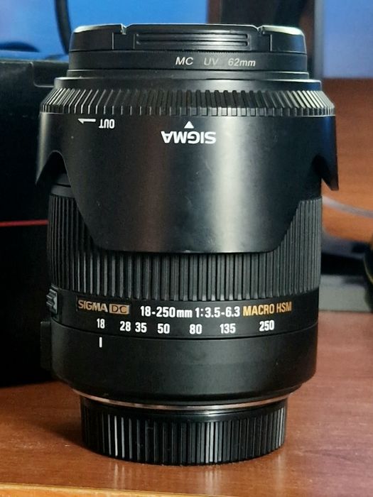 Nikon D5200 cu 2 obiective
