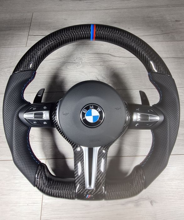 Volan-Carbon-Bmw-Seria-5-6-7-F10-F11-F06-F12-F01-F02-F07-F90-M5-M6-Nou