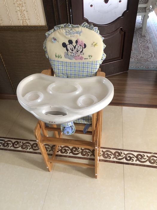 Продам стулчик для кармленя