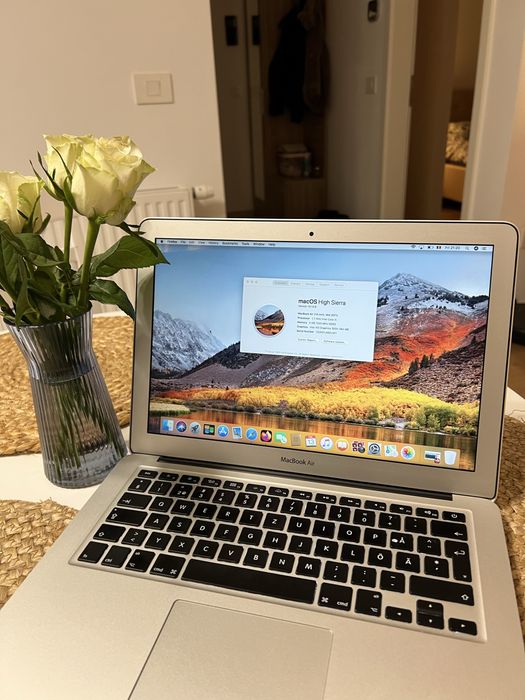 MacBook Air 13” (Mid 2011)