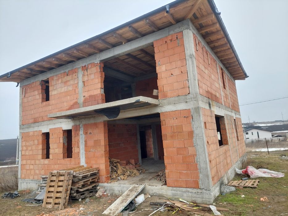 Construcții  amenajări interioare, exterioare