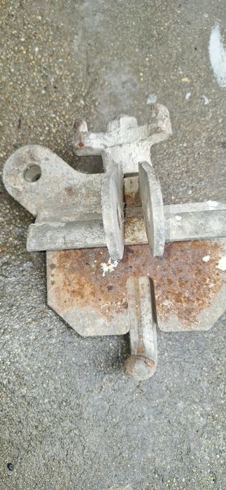 Скоба за кофраж  пери