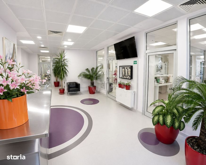 Spatiu comercial Mosilor/Eminescu, centrala, parcare, an 2008, 314 mp