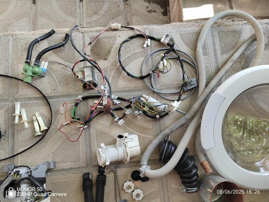 Пералня Beko slim  за части