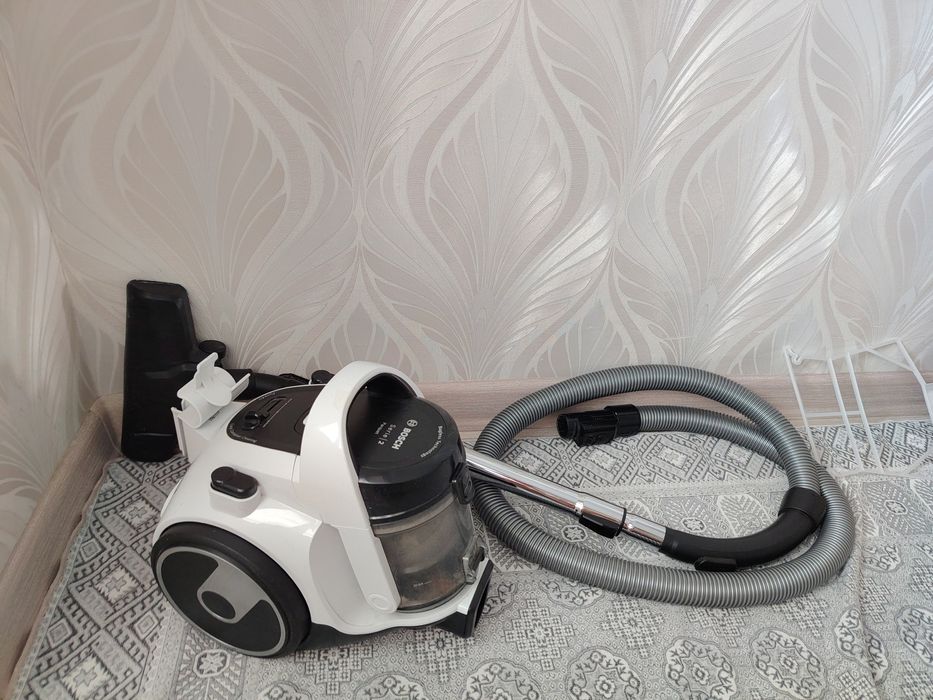 Пылесос Bosch serie 2